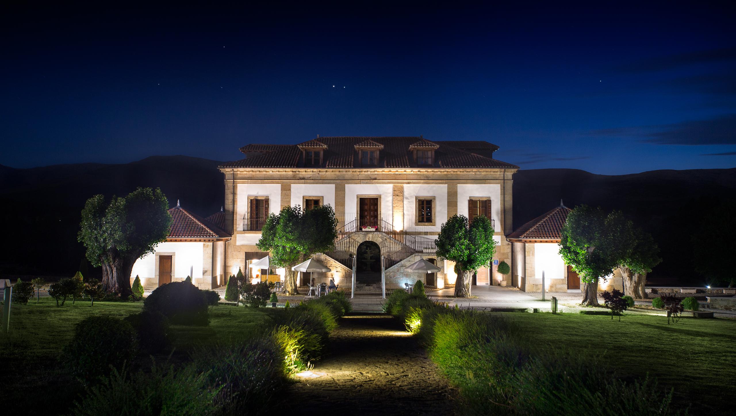 Izan Puerta De Gredos 4*